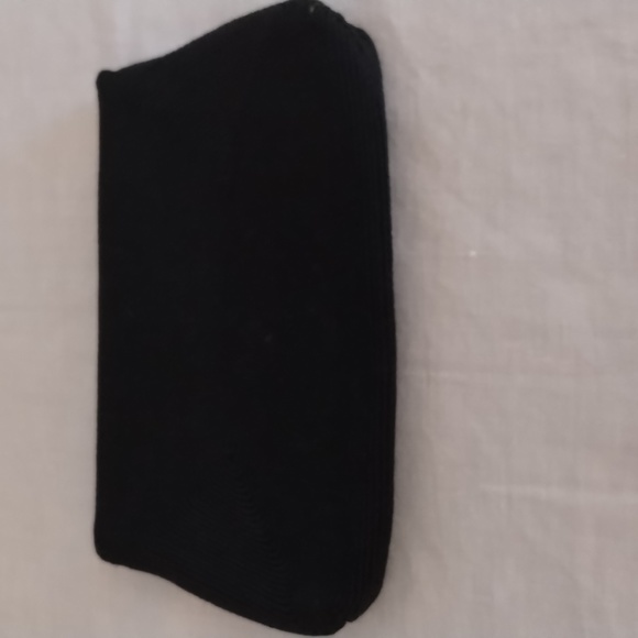 1940s CORD'E CLUTCH, BLACK SWIRLING PATTERN BRASS SNAP CLOSURE, FULLY LINED - Picture 3 of 5